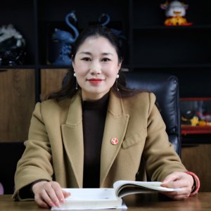 綻放在易貨行業(yè)的鏗鏘玫瑰——訪開拓者易貨阜陽(yáng)運(yùn)營(yíng)中心總經(jīng)理向梅